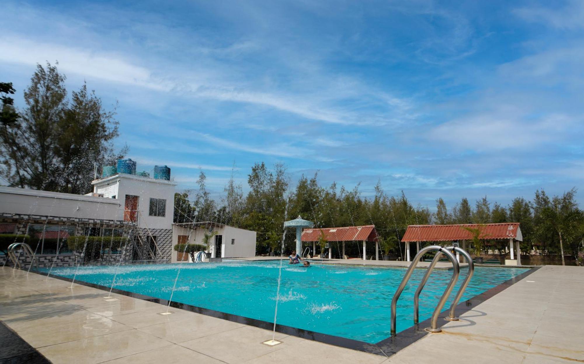 Lake View Village Resort Tajpur エクステリア 写真