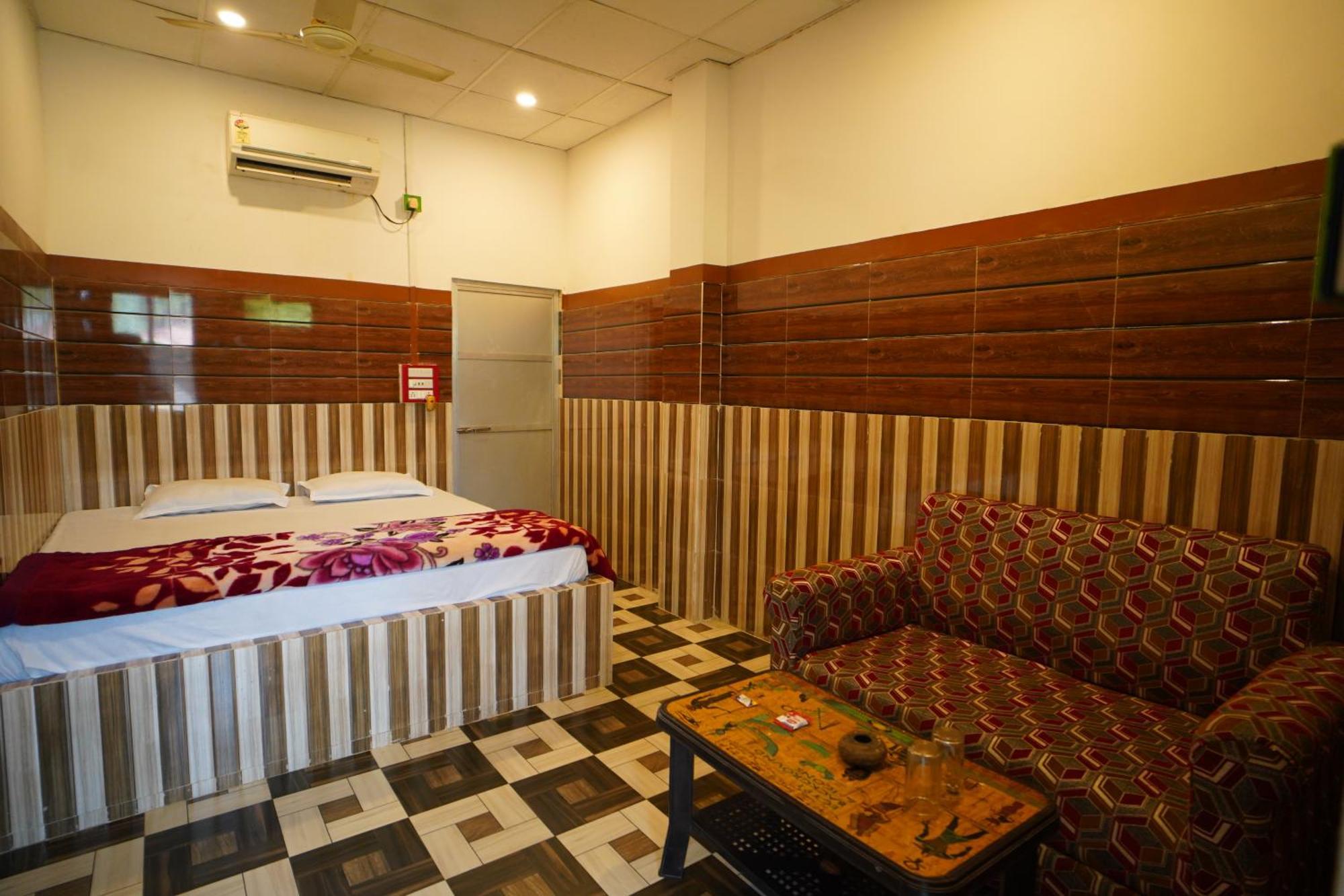 Lake View Village Resort Tajpur エクステリア 写真