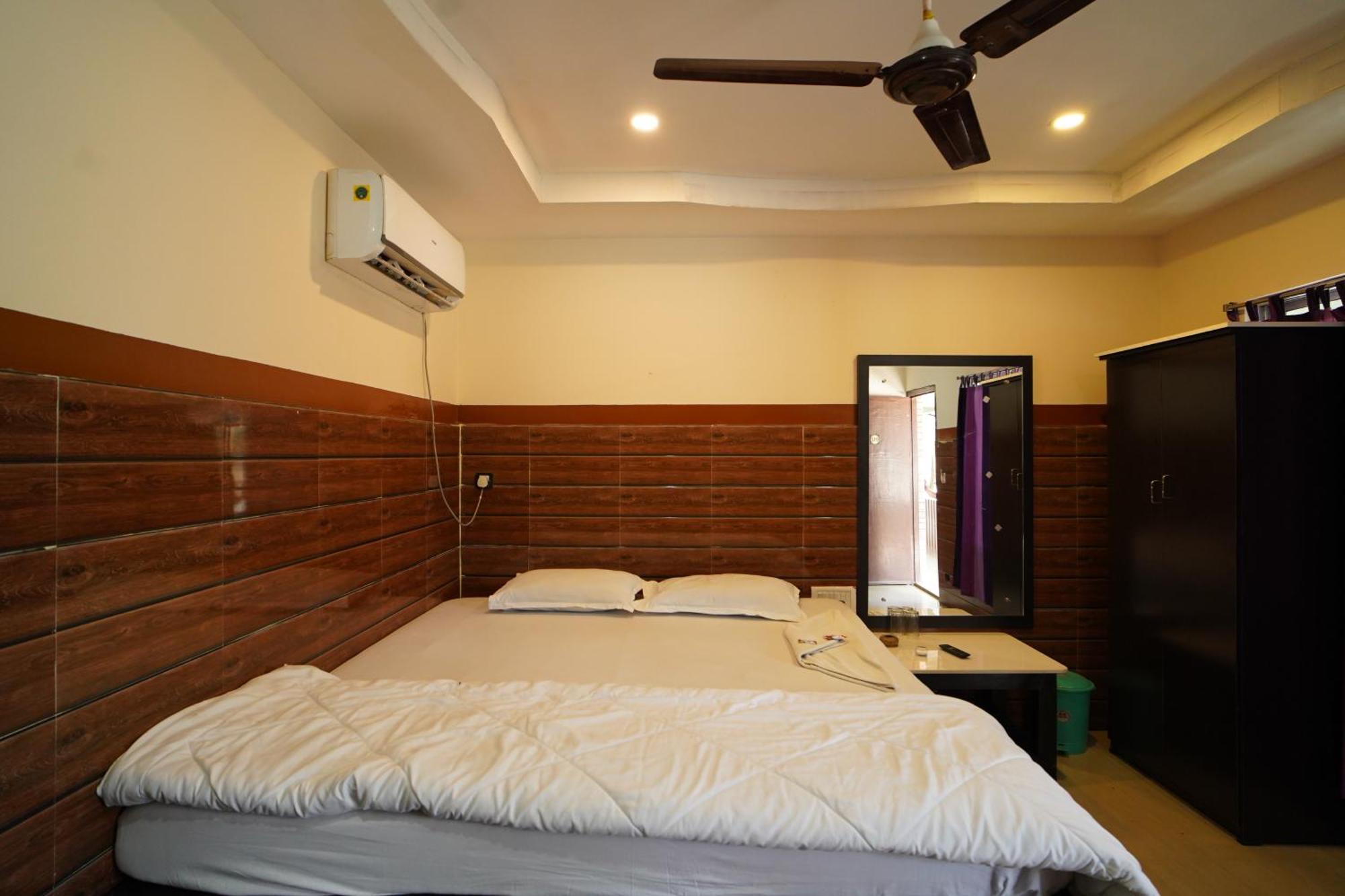Lake View Village Resort Tajpur エクステリア 写真