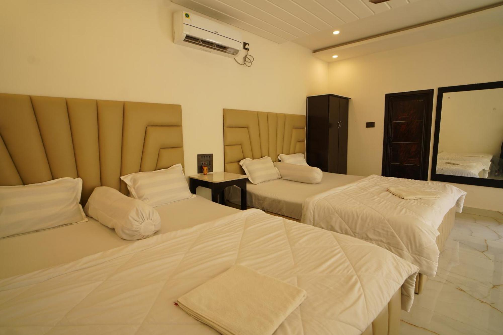 Lake View Village Resort Tajpur エクステリア 写真