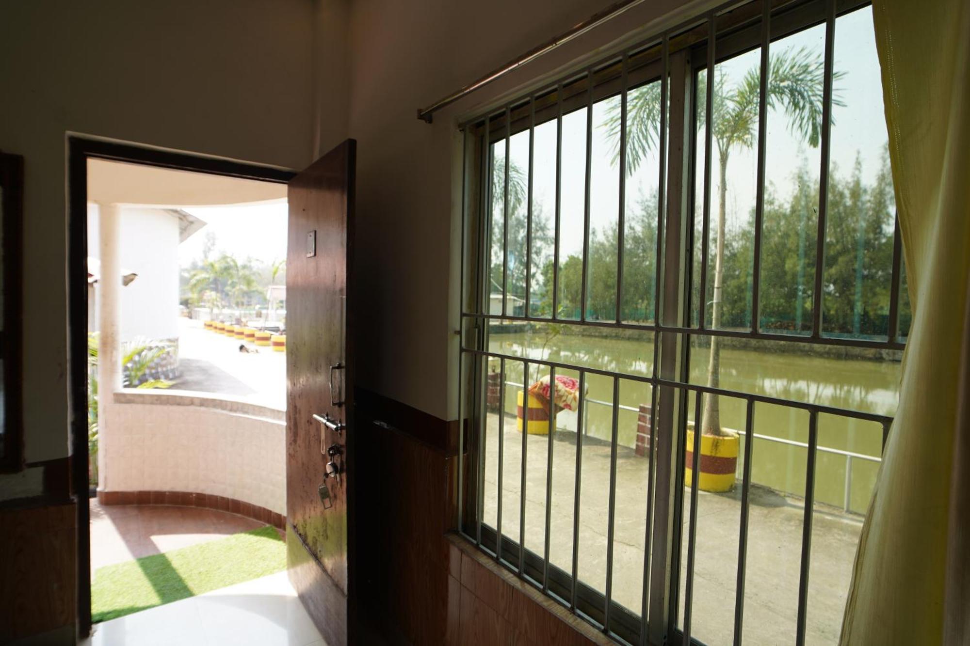 Lake View Village Resort Tajpur エクステリア 写真