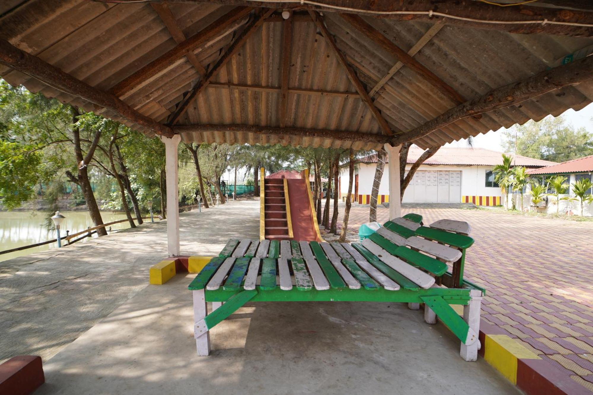 Lake View Village Resort Tajpur エクステリア 写真
