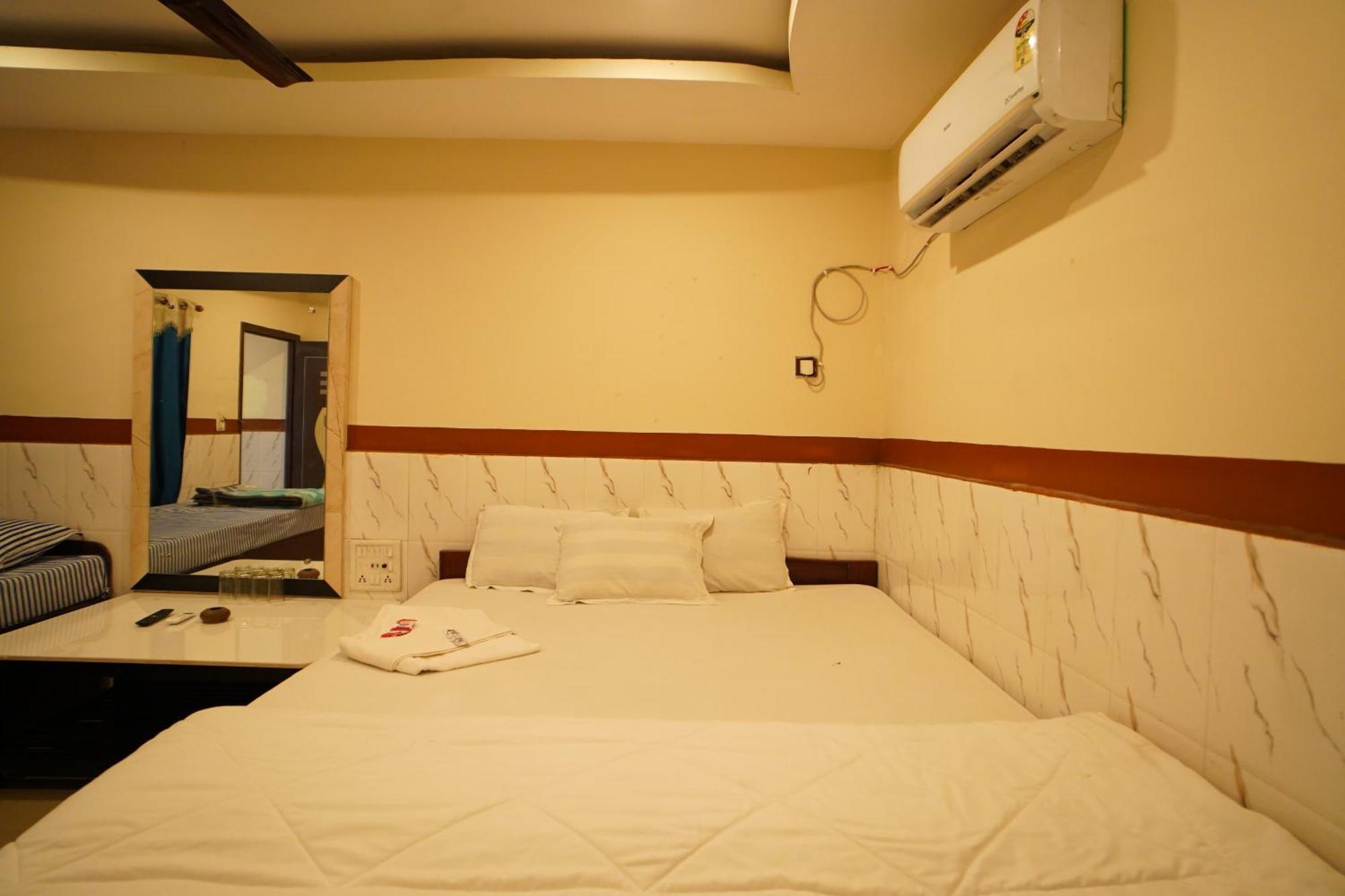 Lake View Village Resort Tajpur エクステリア 写真