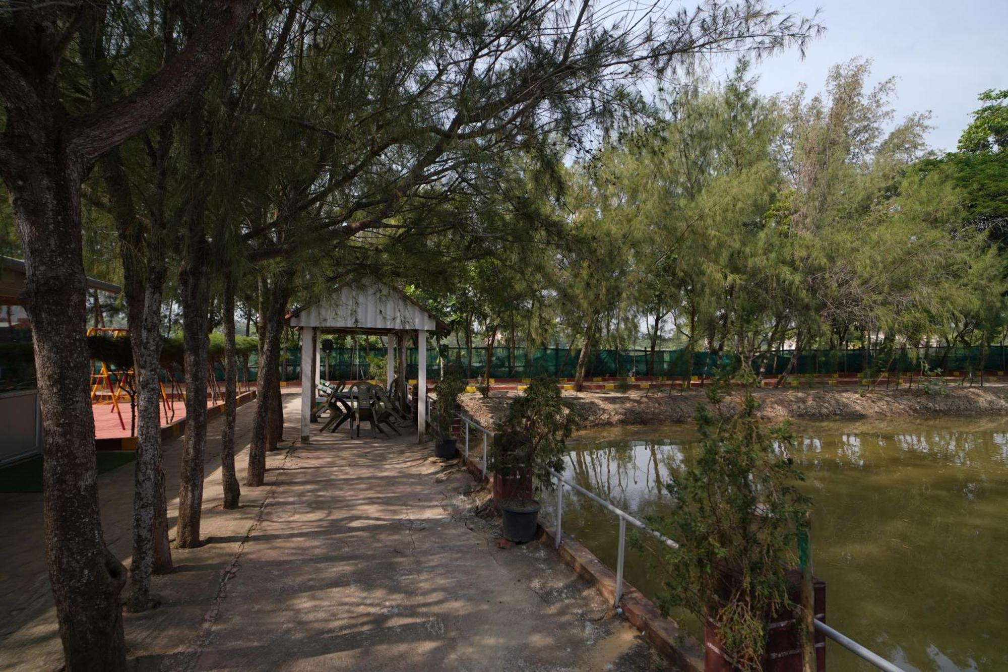 Lake View Village Resort Tajpur エクステリア 写真