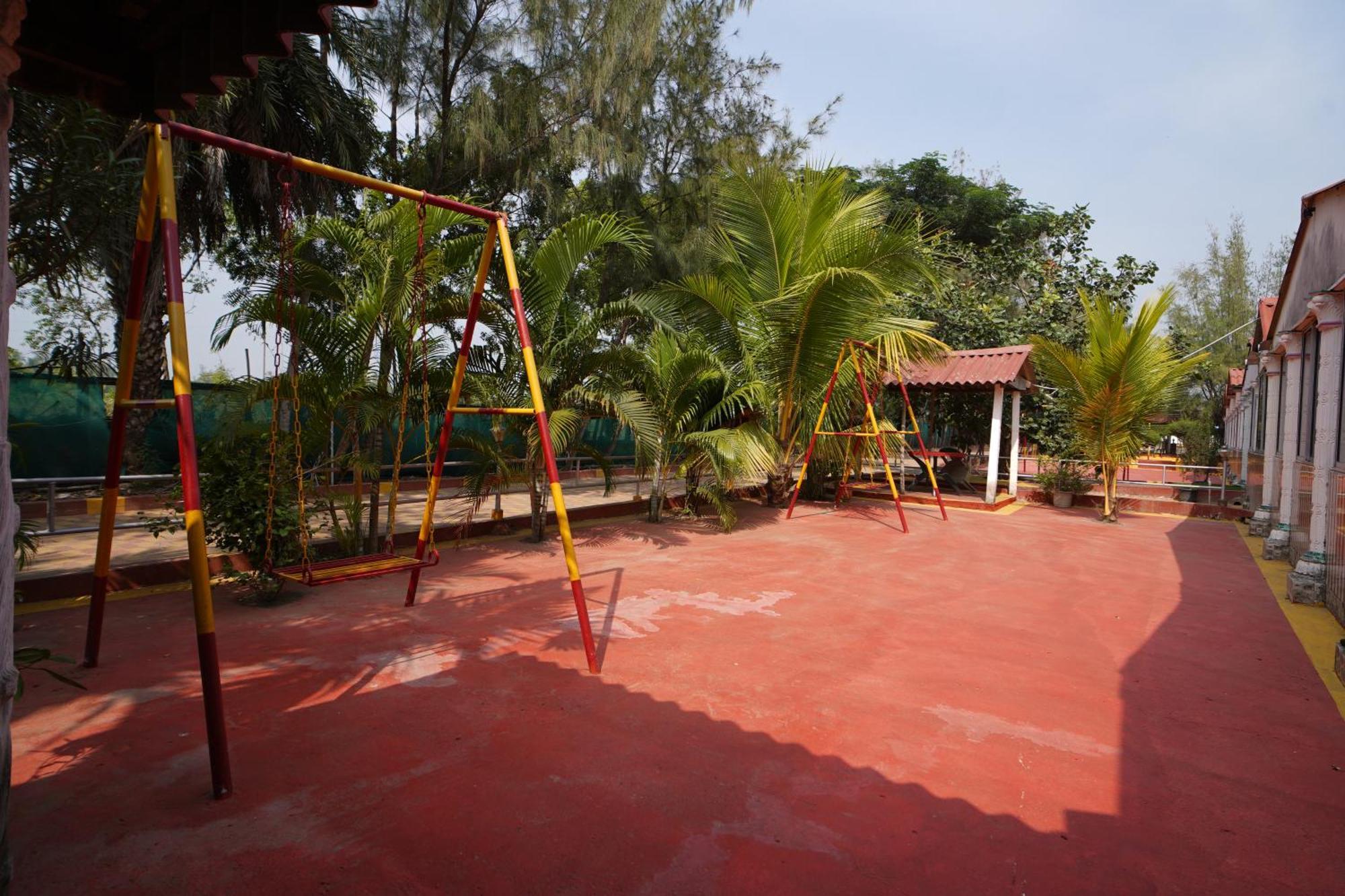 Lake View Village Resort Tajpur エクステリア 写真