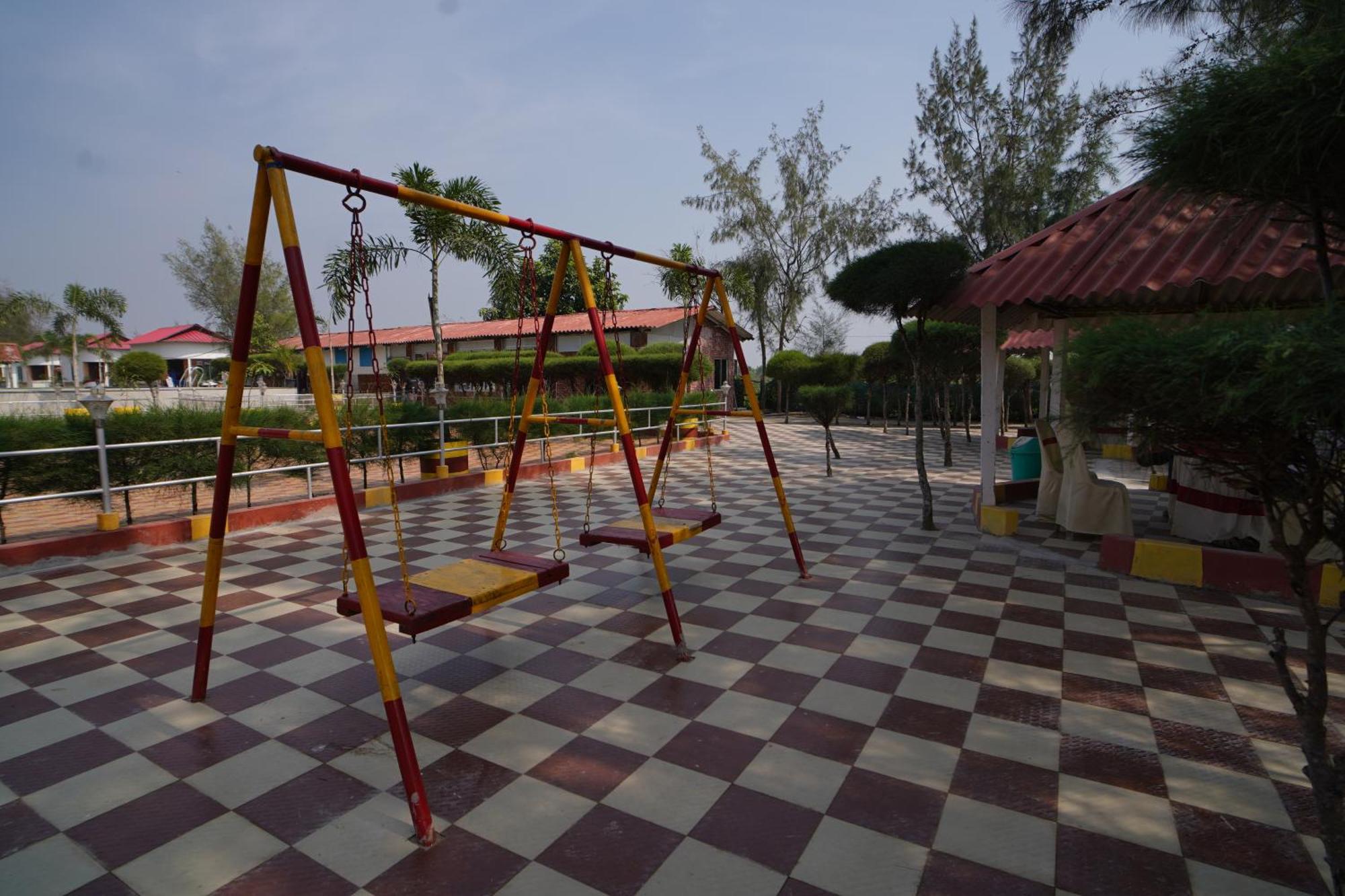 Lake View Village Resort Tajpur エクステリア 写真